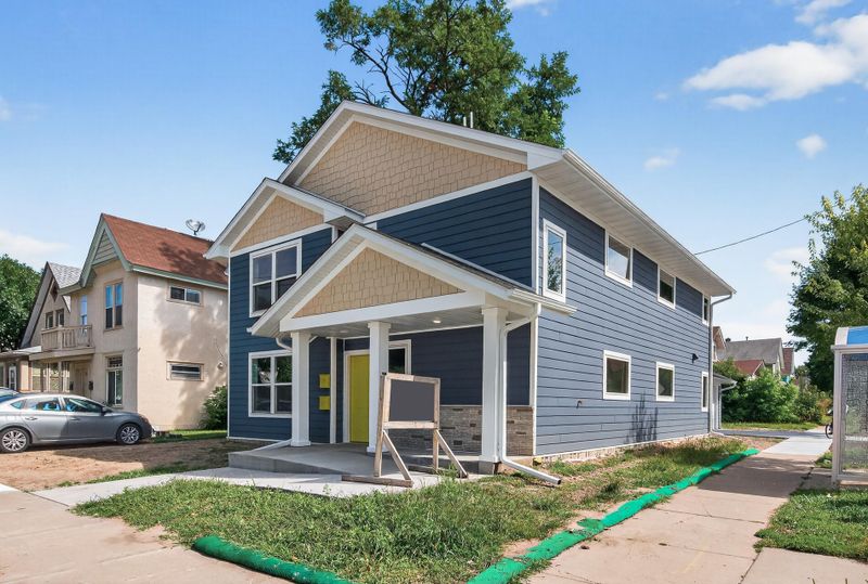 723 Charles Ave, Saint Paul, MN 55104