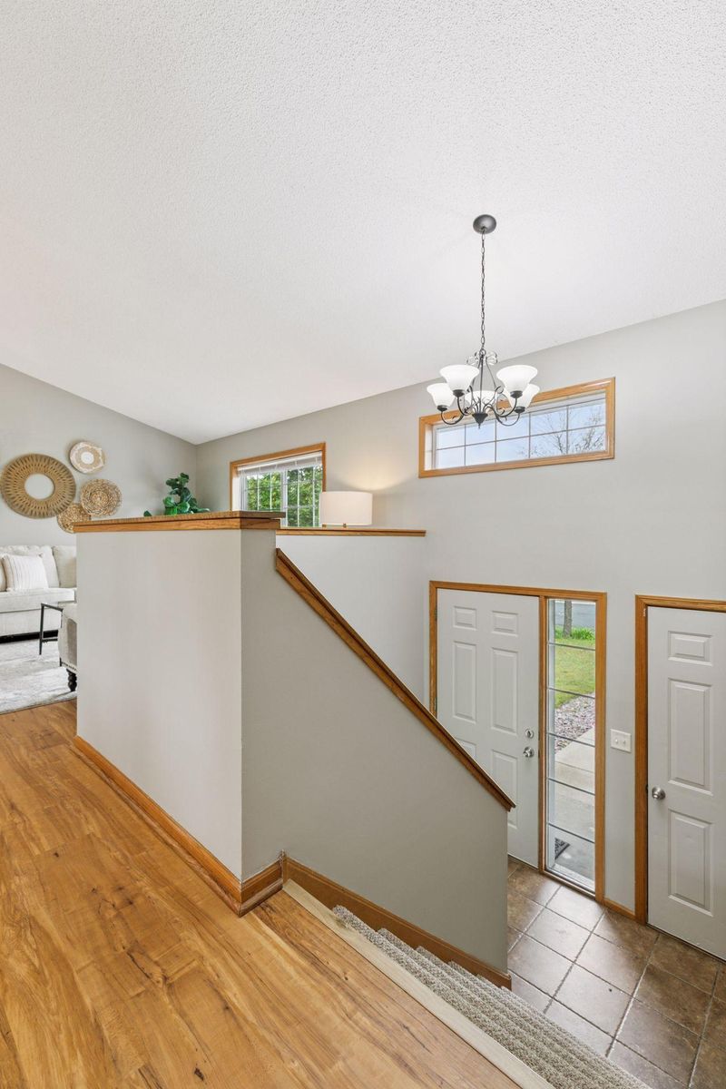 2326 Mathias Rd, Shakopee, MN 55379