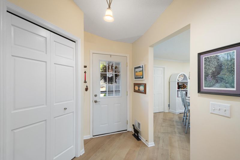 11203 Providence Ln, Eden Prairie, MN 55344