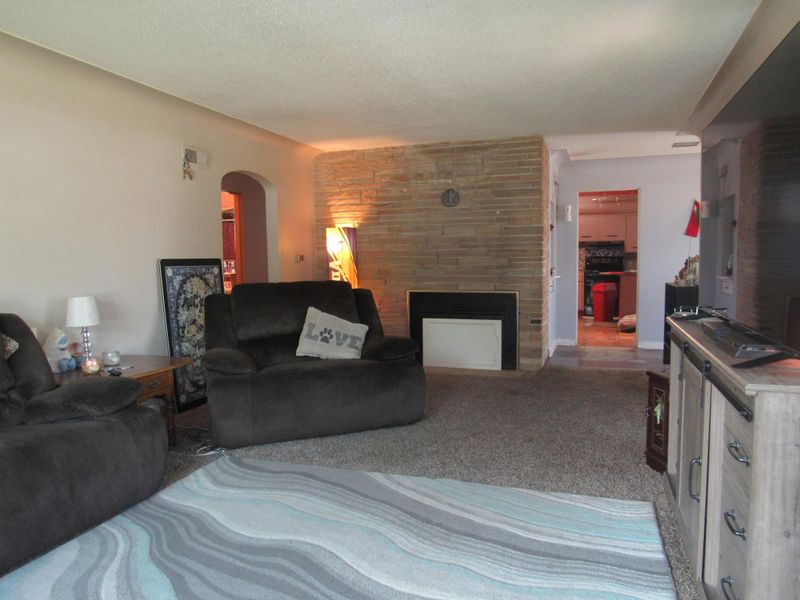 1250 Clary St, Worthington, MN 56187
