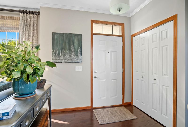 3332 Hazel Trl #D, Woodbury, MN 55129