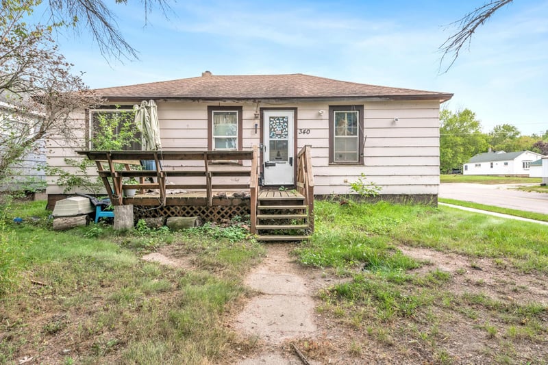 340 3rd Ave, Calumet, MN 55716
