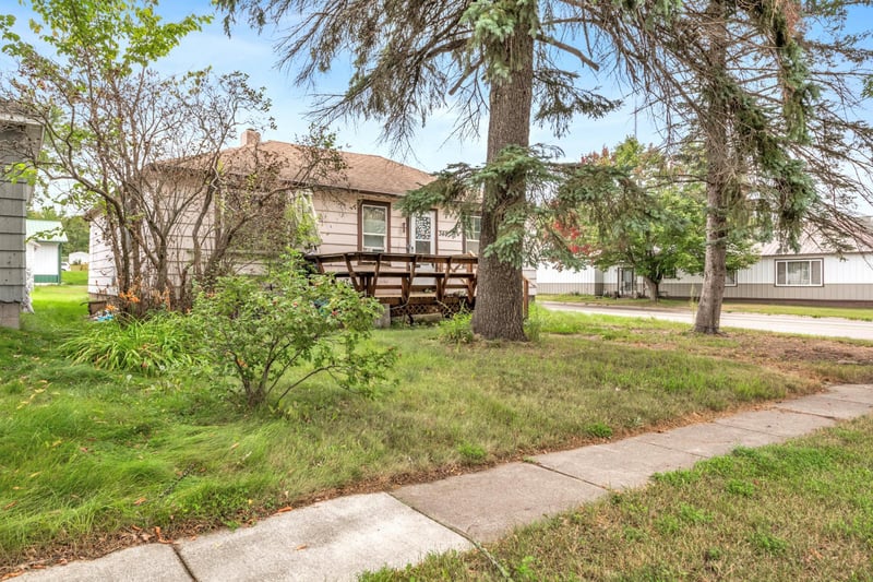 340 3rd Ave, Calumet, MN 55716