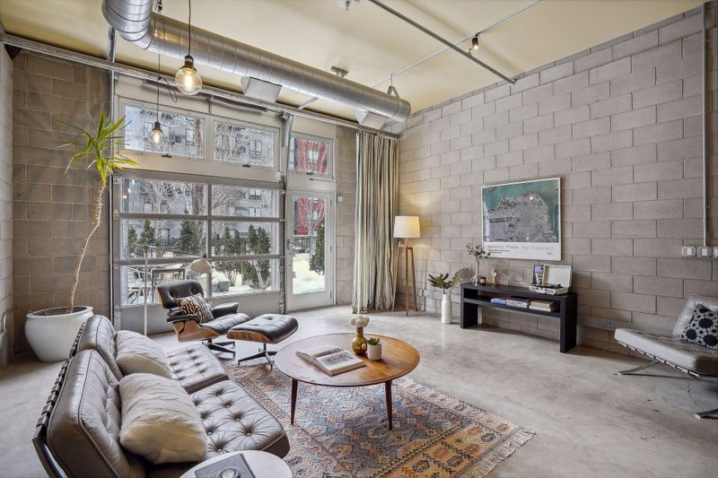 801 Washington Ave N #111, Minneapolis, MN 55401