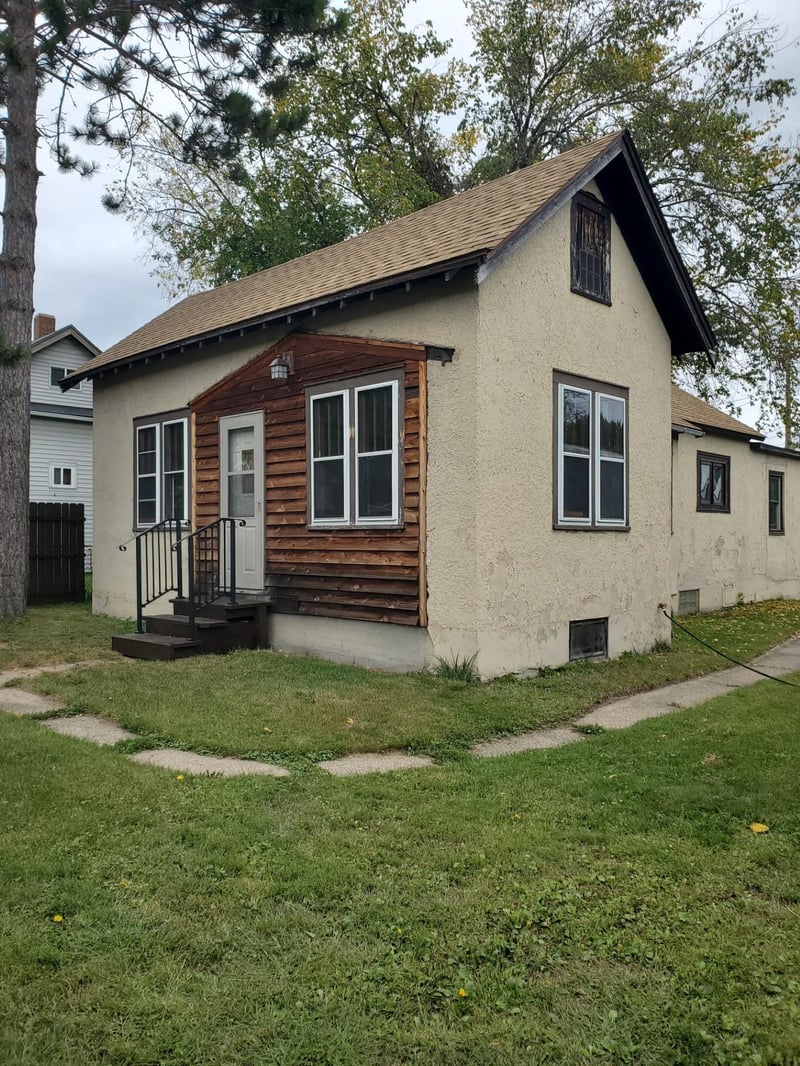 508 1st St, Nashwauk, MN 55769