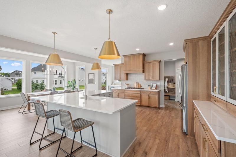 15701 Aquila Ave, Savage, MN 55378