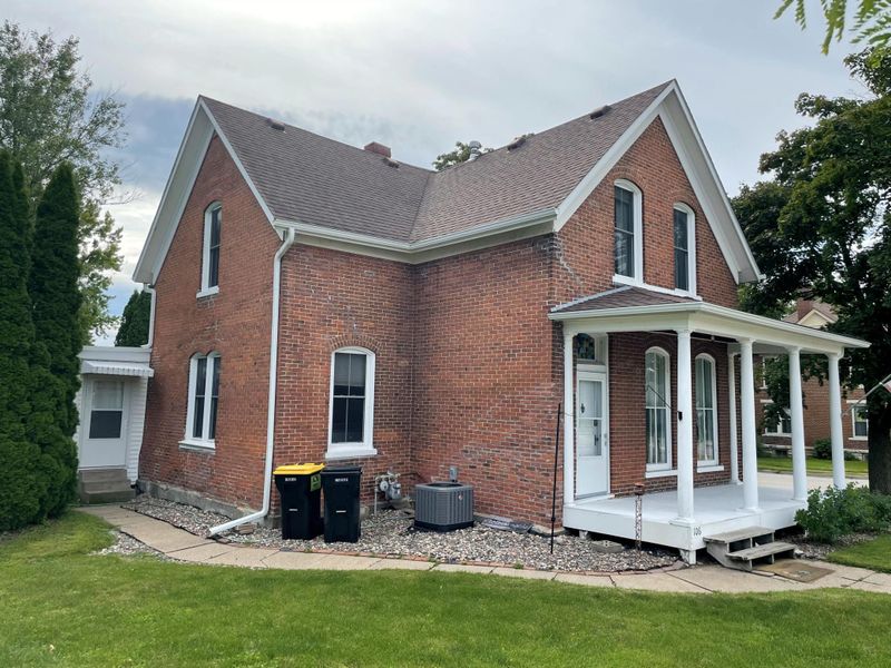 106 4th Grant Blvd E, Wabasha, MN 55981