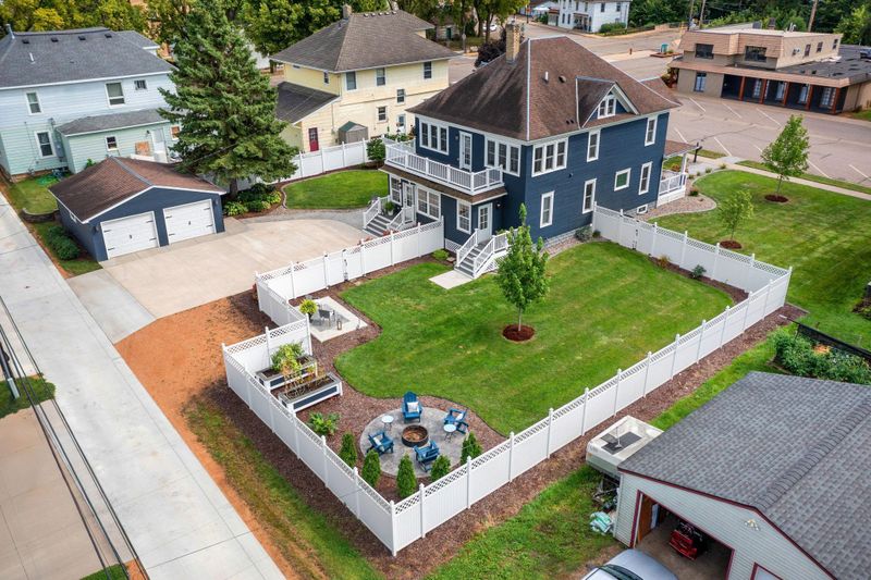 105 1st St W, Jordan, MN 55352