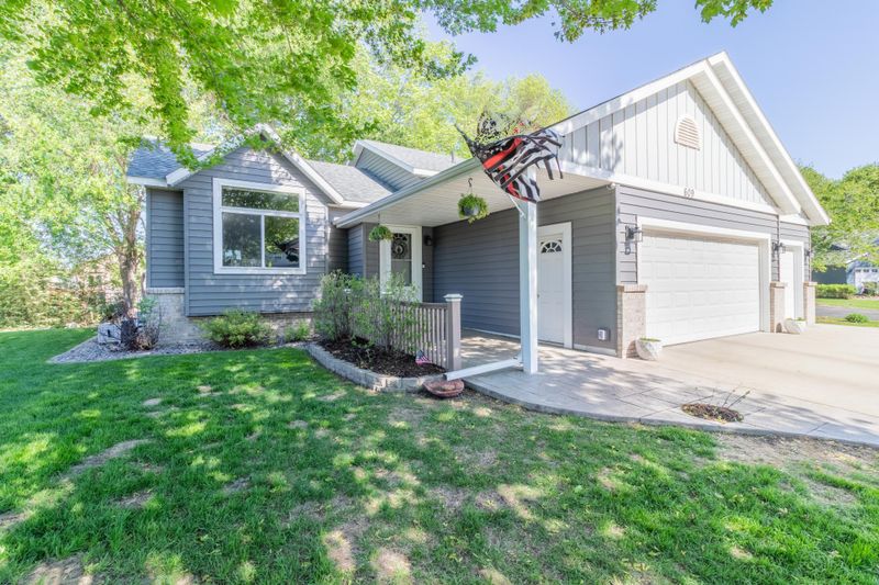 609 Corrine Creek, Sartell, MN 56377