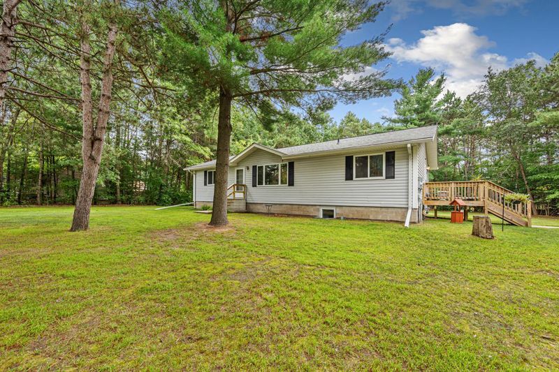 5355 Pine Ln, North Branch, MN 55056
