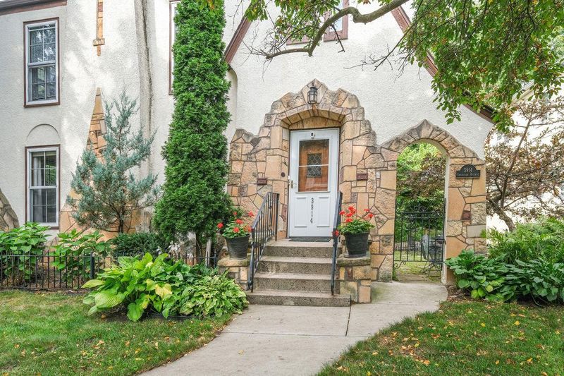 3914 Sheridan Ave S #1, Minneapolis, MN 55410