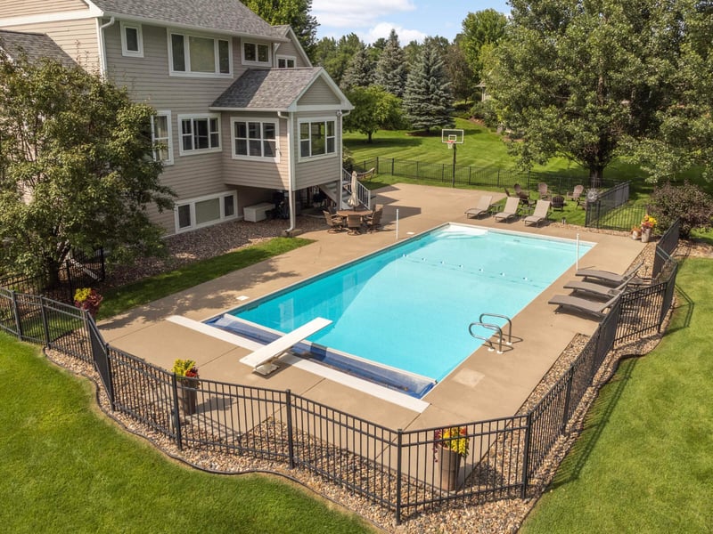 15455 Fremont Ave S, Burnsville, MN 55306