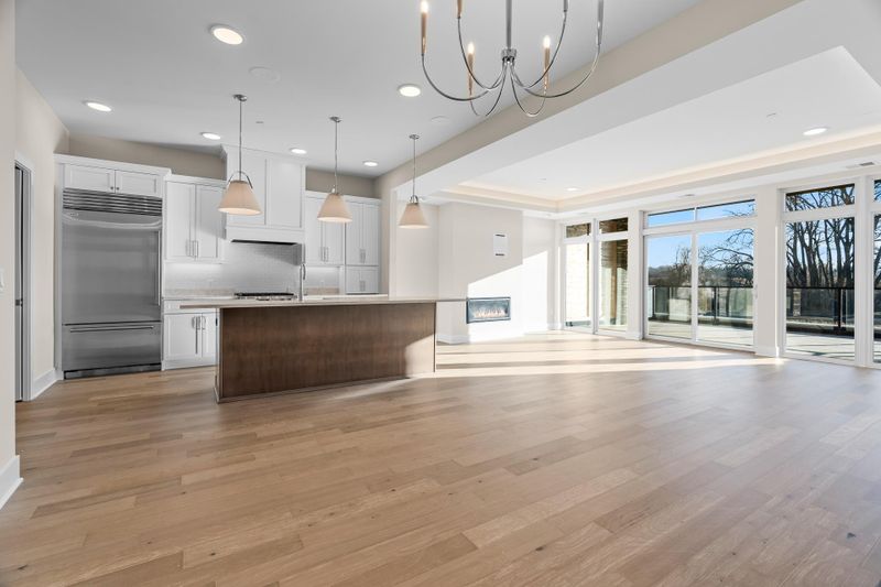 1 Hill Farm Rd #110, North Oaks, MN 55127
