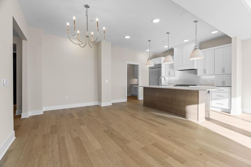 1 Hill Farm Rd #110, North Oaks, MN 55127
