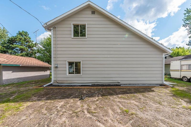 915 5th Ave NE, Brainerd, MN 56401