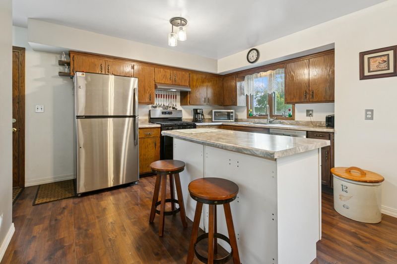 545 4th Ave NW, New Brighton, MN 55112