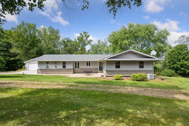 7625 Xenia St, Greenfield, MN 55357