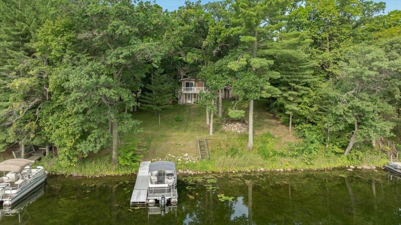 40566 Pequot Dr, Browerville, MN 56438