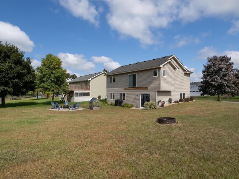 1106 Kilbirnie Rd, Big Lake, MN 55309