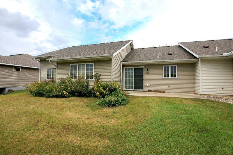 316 20th St W, Glencoe, MN 55336