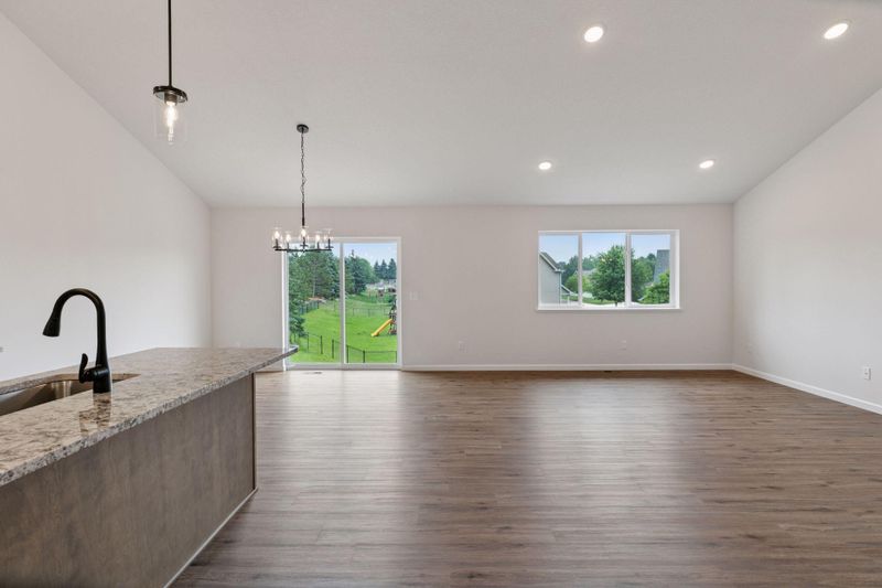 1096 Prospect Pointe Rd, Jordan, MN 55352