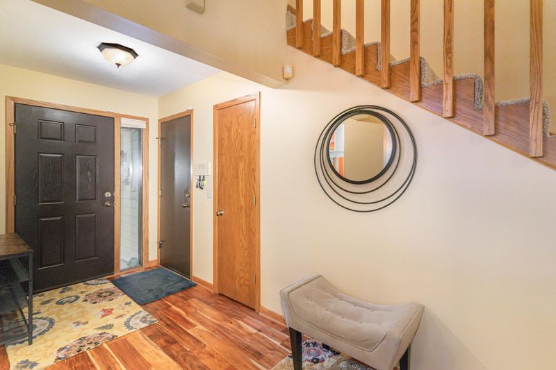 3890 Denmark Ave, Eagan, MN 55123