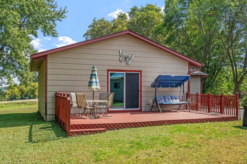 4614 56th St SW, Waverly, MN 55390