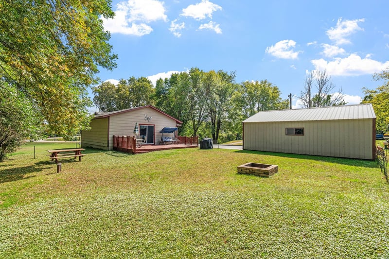 4614 56th St SW, Waverly, MN 55390