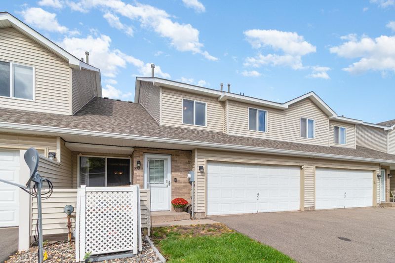 7783 Hemingway Ave S, Cottage Grove, MN 55016