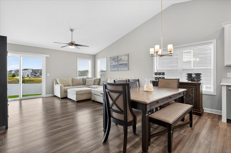 13940 Apollo Ct, Rosemount, MN 55068