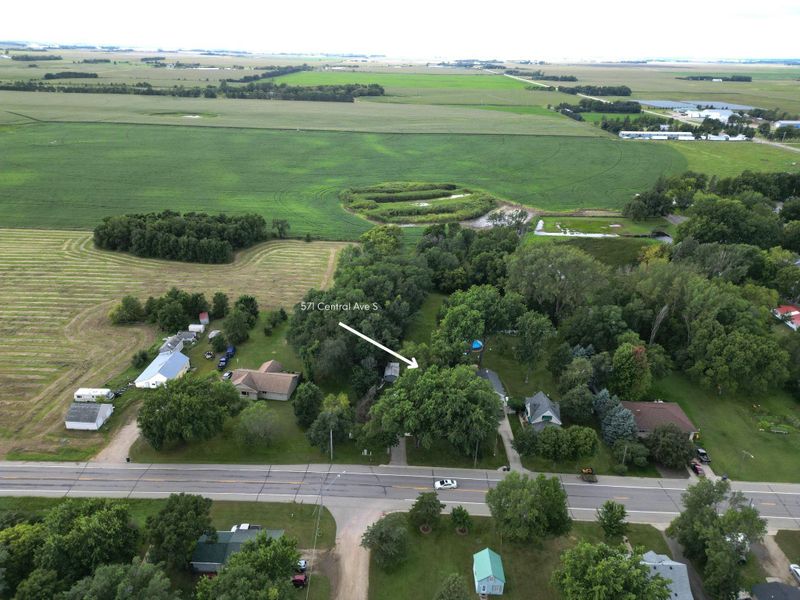 571 Central Ave S, Brooten, MN 56316