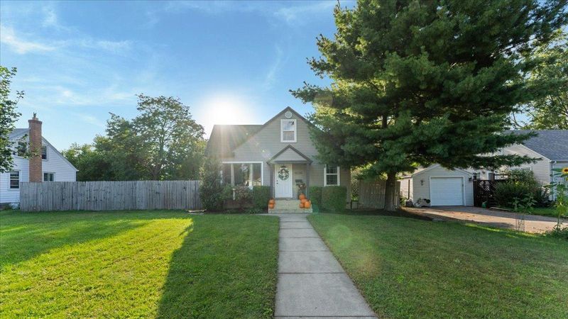 7326 Nicollet Ave, Richfield, MN 55423