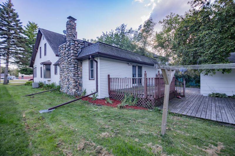 15 E Gilman St, New York Mills, MN 56567