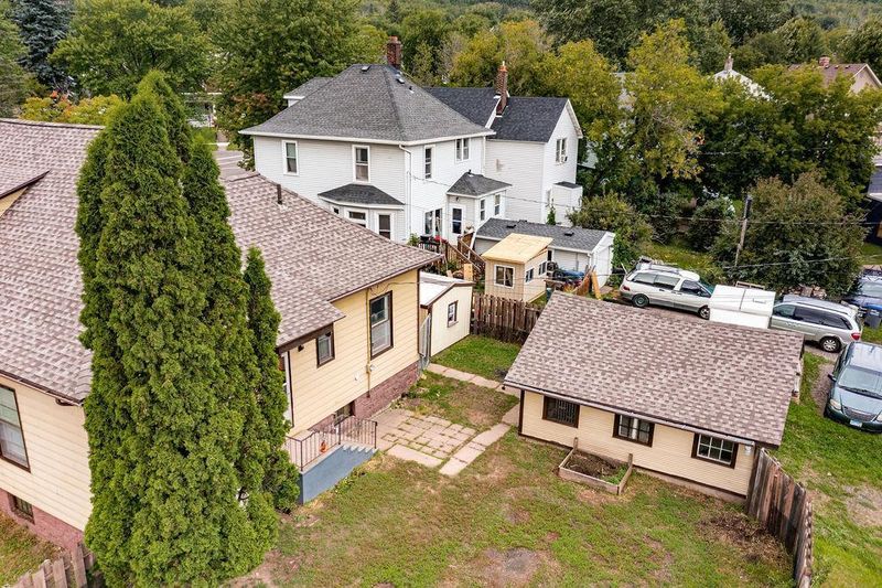 818 N Central Ave, Duluth, MN 55807