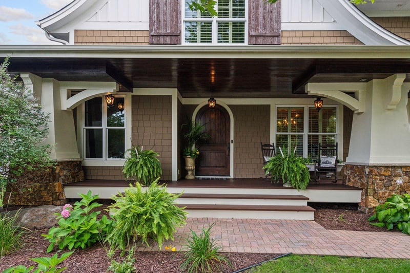 10005 Trails End Rd, Chanhassen, MN 55317