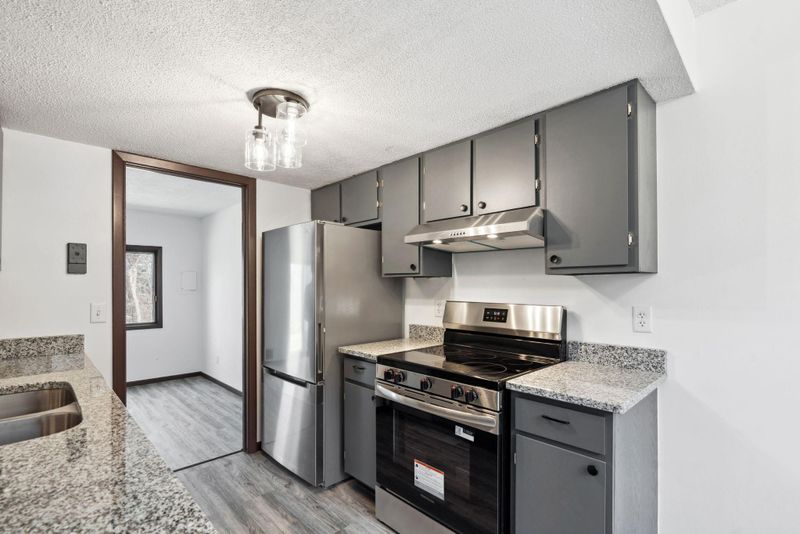 7502 Germane Trl, Apple Valley, MN 55124