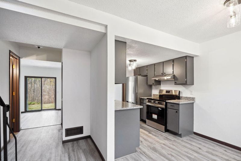 7502 Germane Trl, Apple Valley, MN 55124