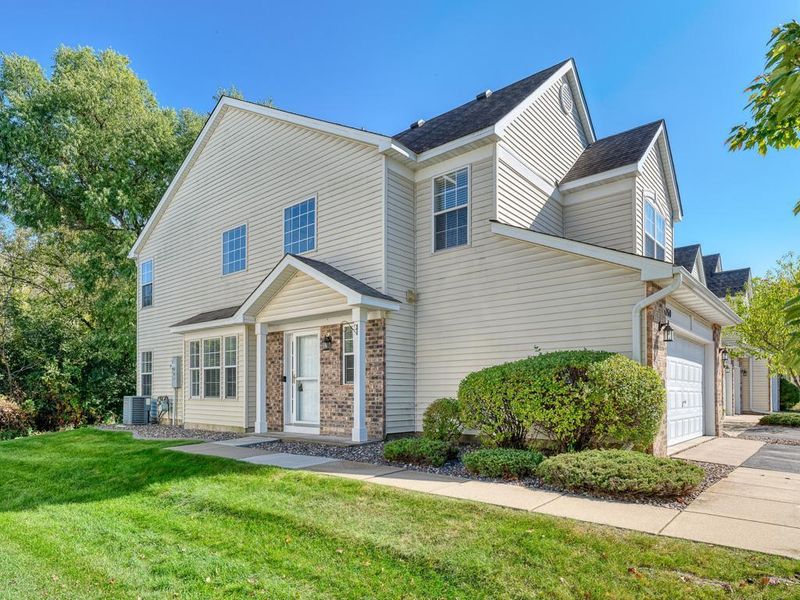 9260 Merrimac Ln N, Maple Grove, MN 55311