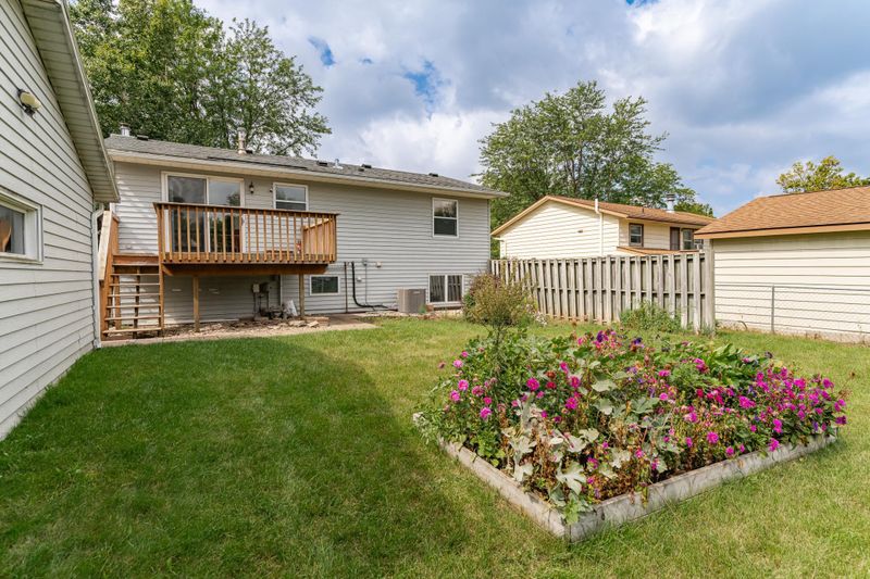 1916 9 1/2 Ave SE, Rochester, MN 55904