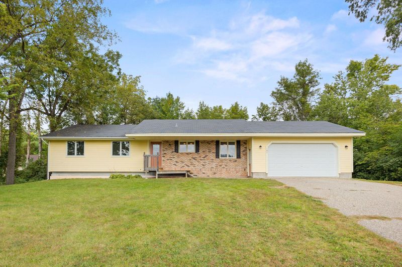197 12th St, Howard Lake, MN 55349