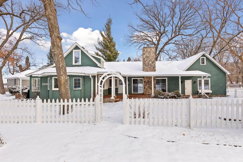 2141 Park Ave, White Bear Lake, MN 55110