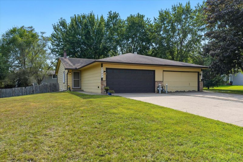 2102 110th Ave NW, Coon Rapids, MN 55433