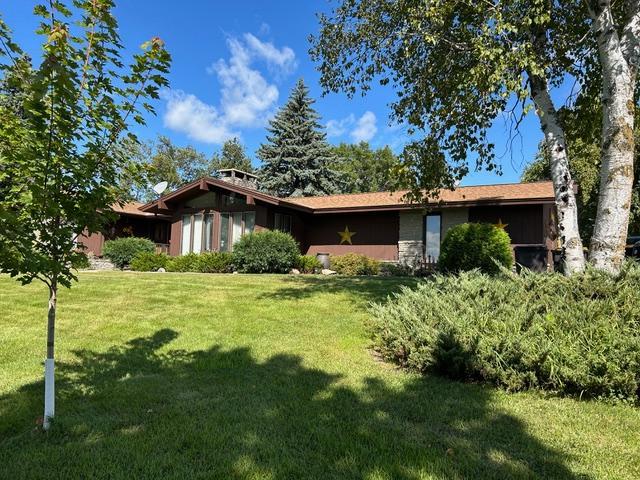 919 N Main St, Starbuck, MN 56381