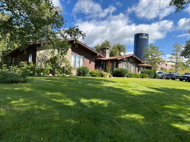 919 N Main St, Starbuck, MN 56381