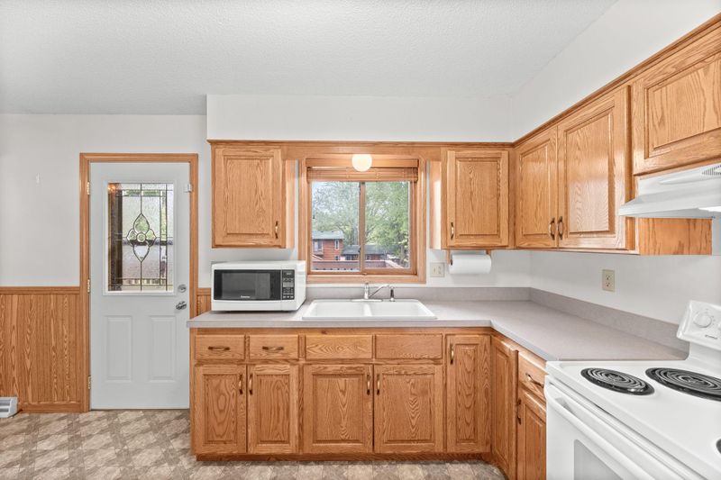309 Leksand Ln, Buffalo, MN 55313