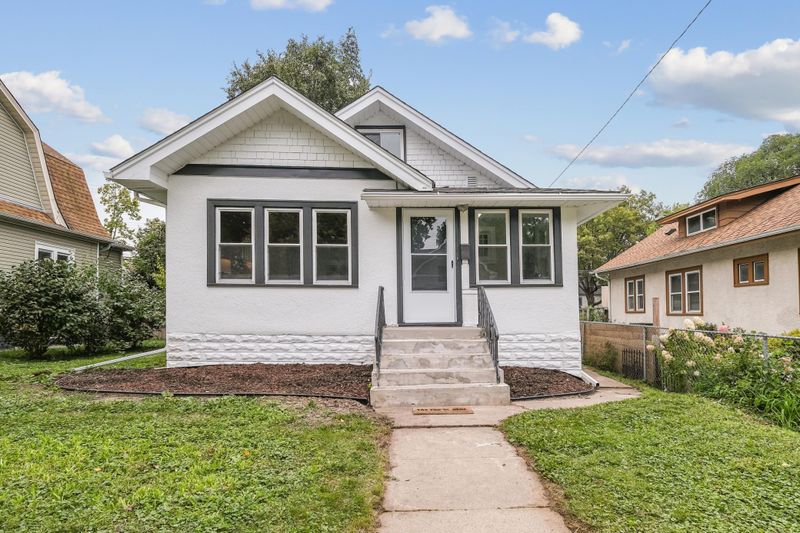 3219 Dupont Ave N, Minneapolis, MN 55412
