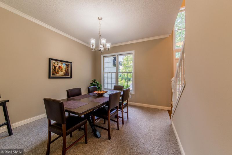 17027 Candlewood Pw, Eden Prairie, MN 55347