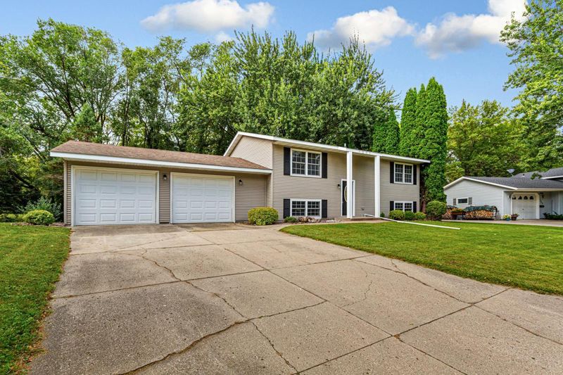 1201 4th St NW, Waseca, MN 56093