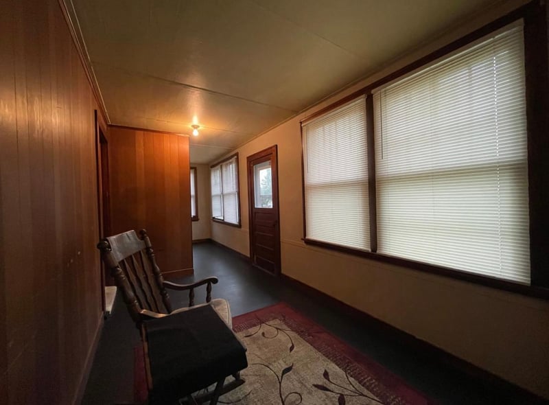 101 Park St S, Minnesota Lake, MN 56068