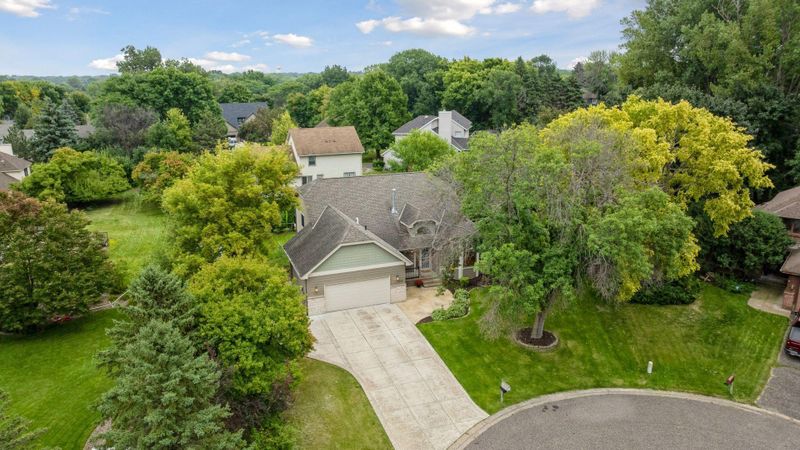 4880 Trenton Ln N, Plymouth, MN 55442
